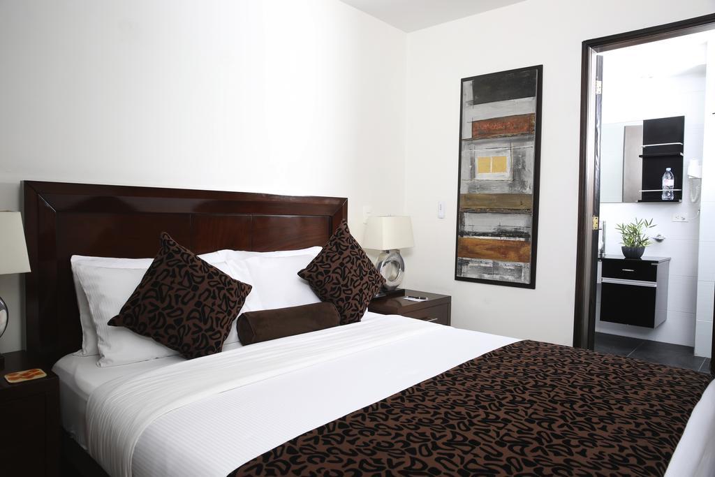 Hotel Suites 108 Богота Экстерьер фото