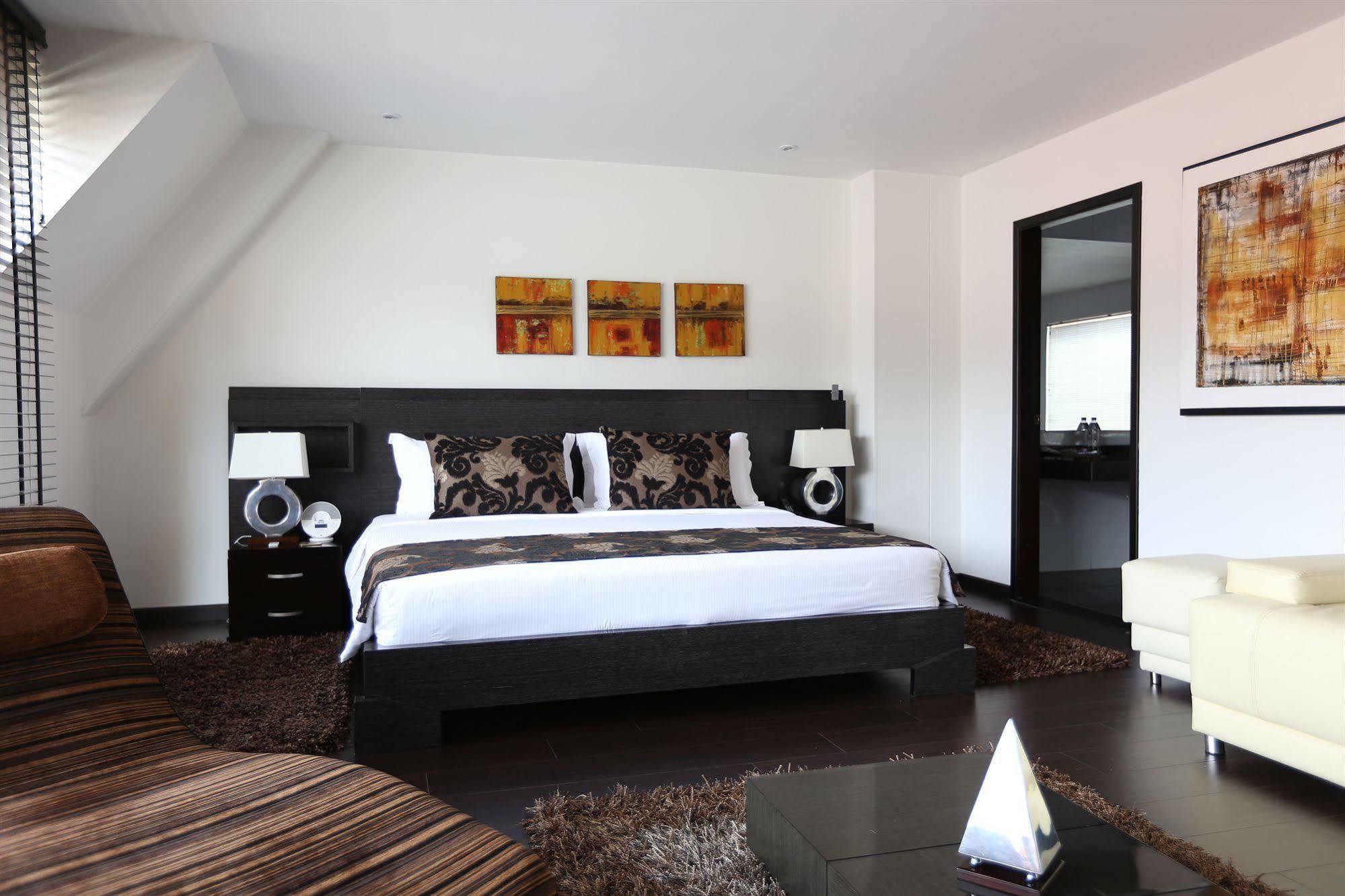 Hotel Suites 108 Богота Экстерьер фото